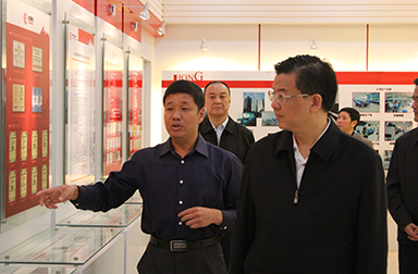 福建省委常委、省紀(jì)委書記倪岳峰調(diào)研虹潤公司